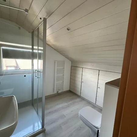 Pensión Neureut Living