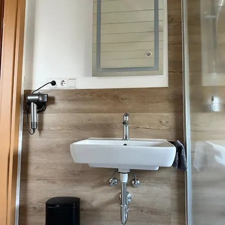 Neureut Living * Karlsruhe